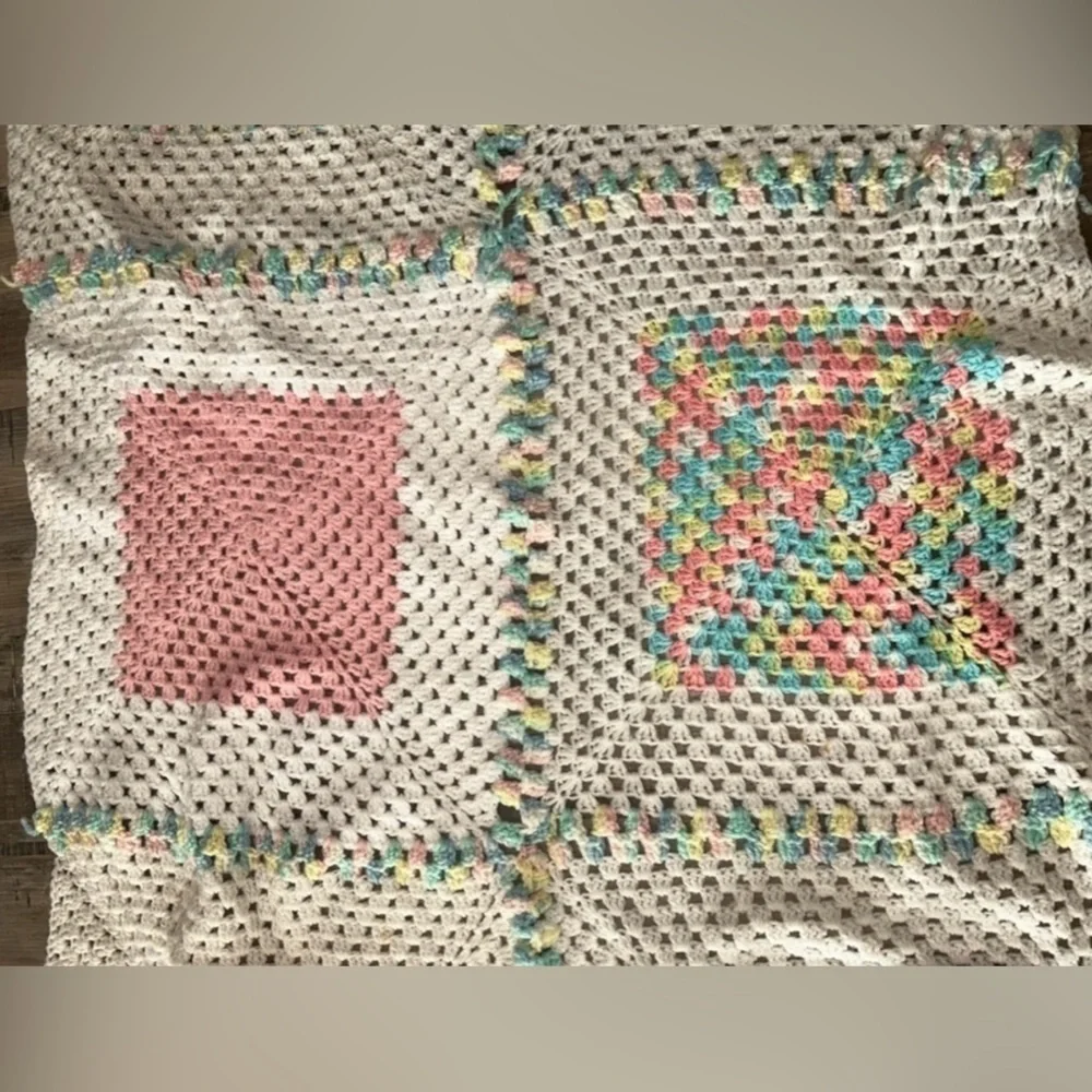 Vintage Crochet Afghan Panel Granny Square Blanket Project Upcycle Craft Project